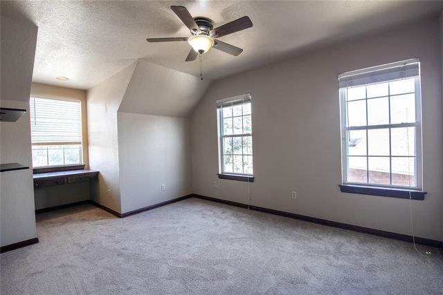 15604 Hyde Parke Drive, Edmond, OK 73013