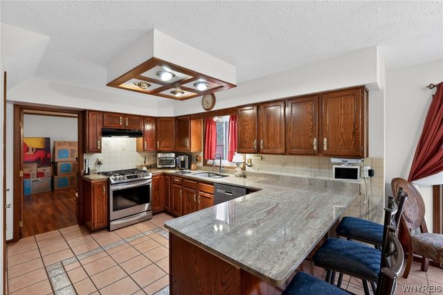 142 Yorktown Drive, Penfield, NY 14580