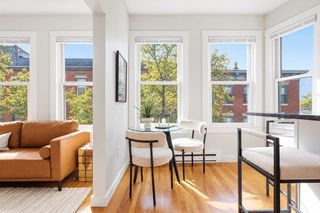 32 Grove St 8, Boston, MA 02114