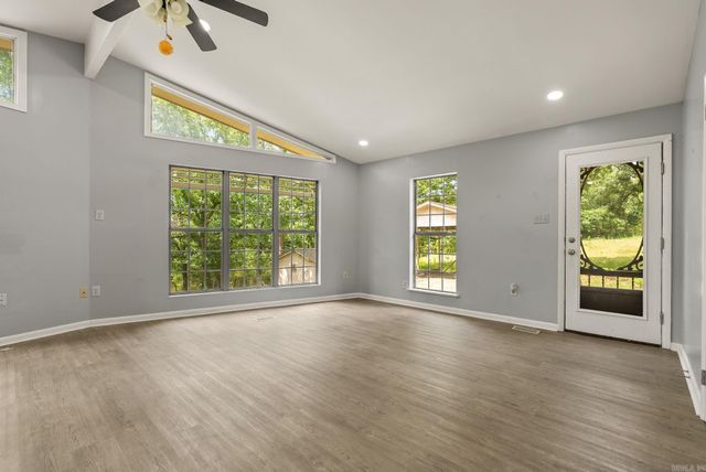 2415 Old Morrilton Highway, Conway, AR 72058