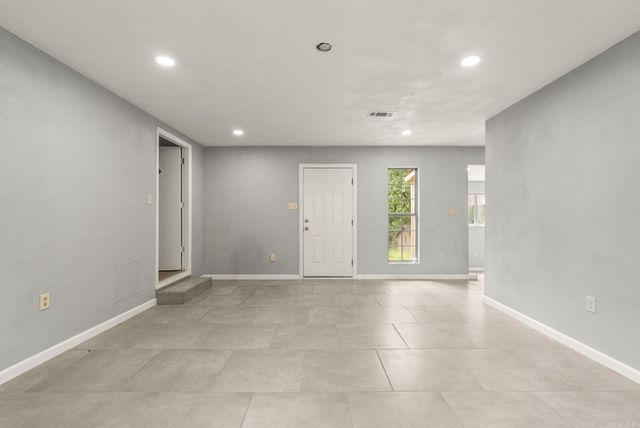 2415 Old Morrilton Highway, Conway, AR 72058