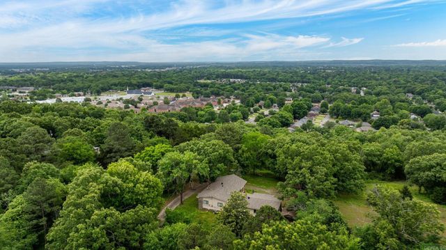 2415 Old Morrilton Highway, Conway, AR 72058