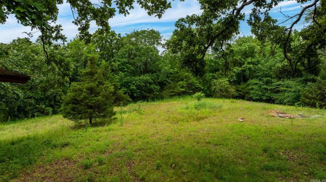 2415 Old Morrilton Highway, Conway, AR 72058
