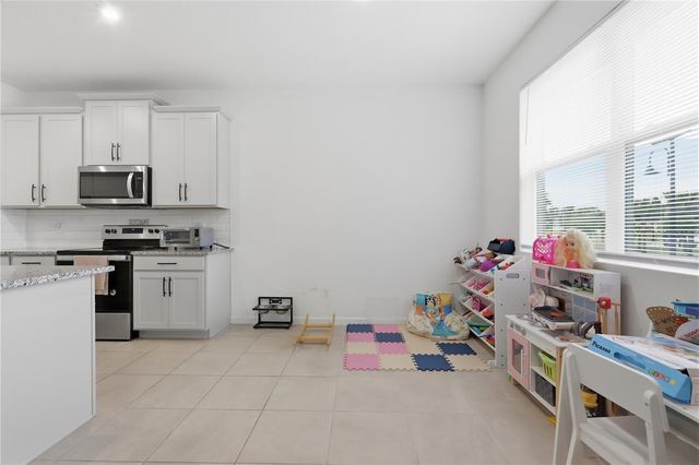 1733 CARNELIAN STREET, Deland, FL 32720