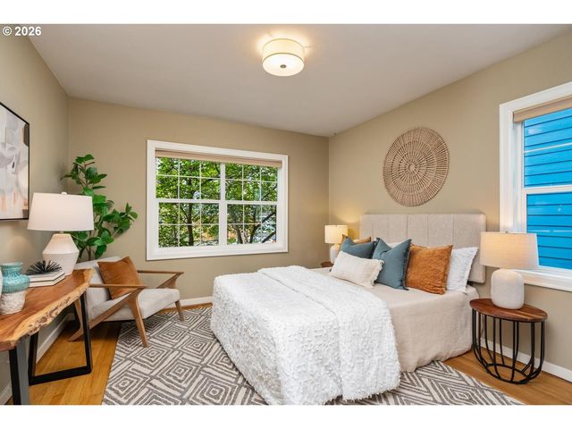 4914 N MARYLAND Ave, Portland, OR 97217
