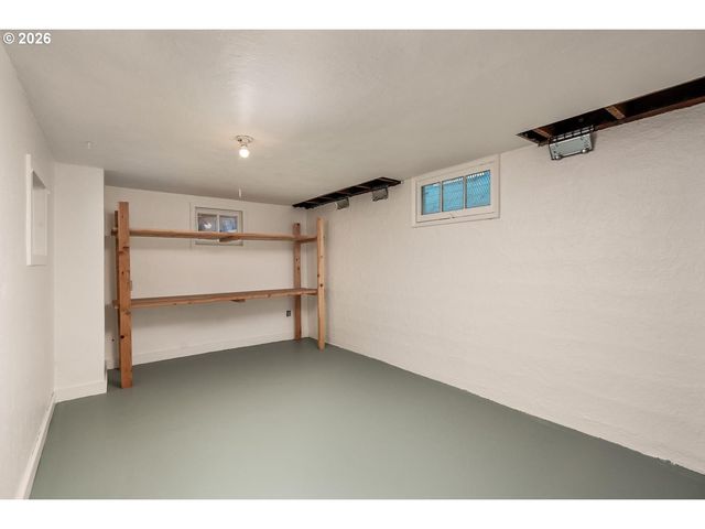 4914 N MARYLAND Ave, Portland, OR 97217