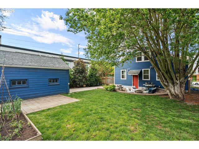 4914 N MARYLAND Ave, Portland, OR 97217