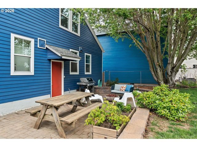 4914 N MARYLAND Ave, Portland, OR 97217