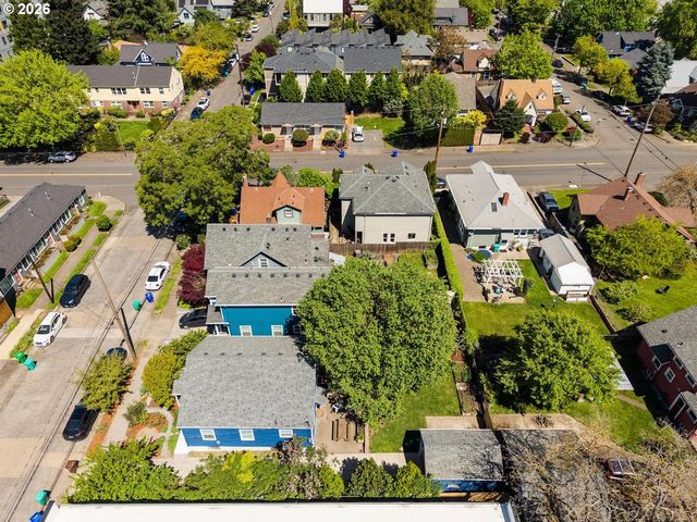 4914 N MARYLAND Ave, Portland, OR 97217