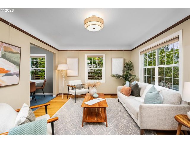 4914 N MARYLAND Ave, Portland, OR 97217
