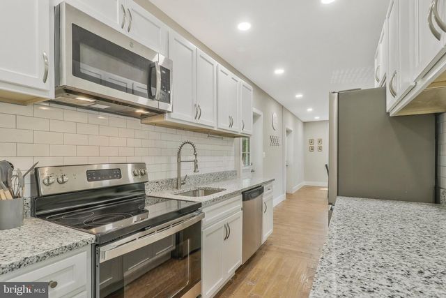 3801 CEDAR CROFT PL, Brentwood, MD 20722