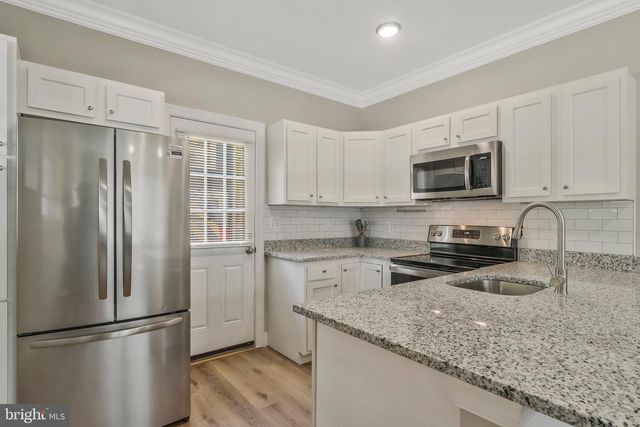 3801 CEDAR CROFT PL, Brentwood, MD 20722