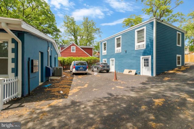 3801 CEDAR CROFT PL, Brentwood, MD 20722