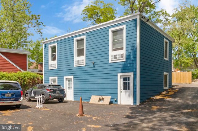 3801 CEDAR CROFT PL, Brentwood, MD 20722