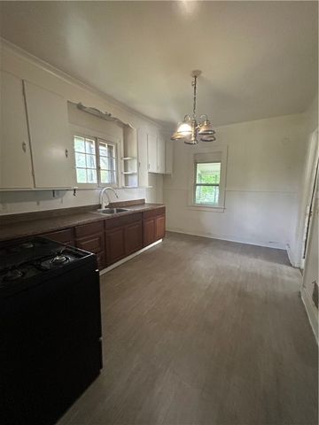 233 Glenwood Avenue, Rochester, NY 14613