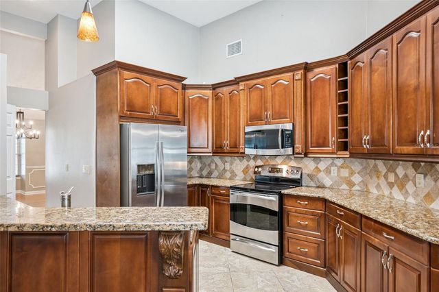 8045 LANDGROVE COURT, Orlando, FL 32819