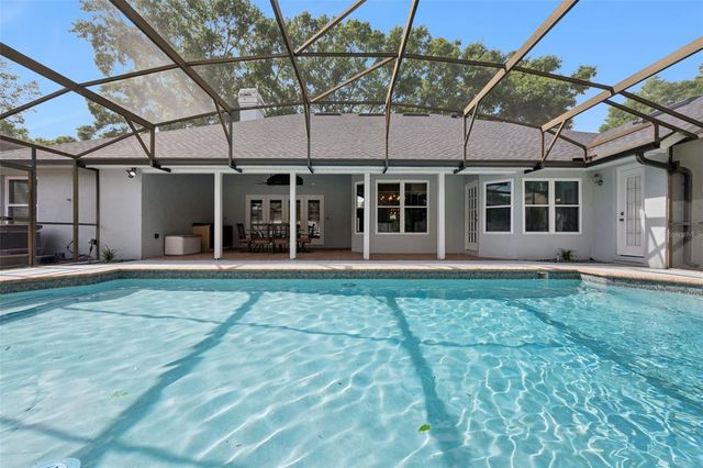 8045 LANDGROVE COURT, Orlando, FL 32819