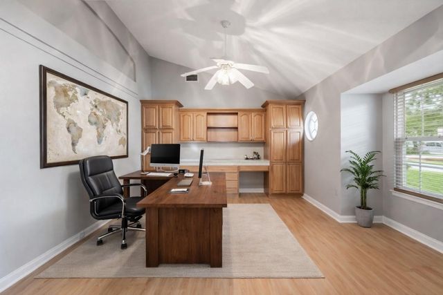 8045 LANDGROVE COURT, Orlando, FL 32819