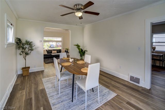 10105 Greenview, Garfield Heights, OH 44125