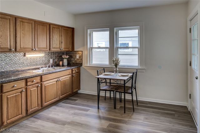 10105 Greenview, Garfield Heights, OH 44125