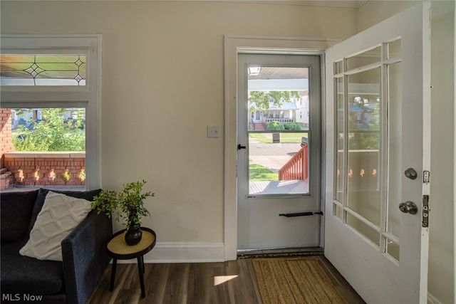 10105 Greenview, Garfield Heights, OH 44125