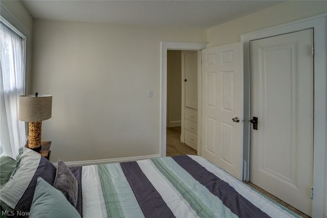 10105 Greenview, Garfield Heights, OH 44125