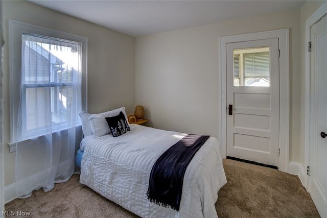 10105 Greenview, Garfield Heights, OH 44125