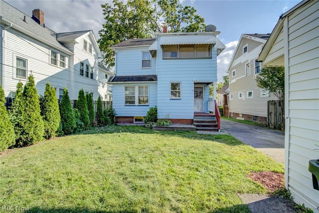 10105 Greenview, Garfield Heights, OH 44125