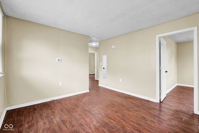 111 Cleveland Street, Columbus, IN 47201