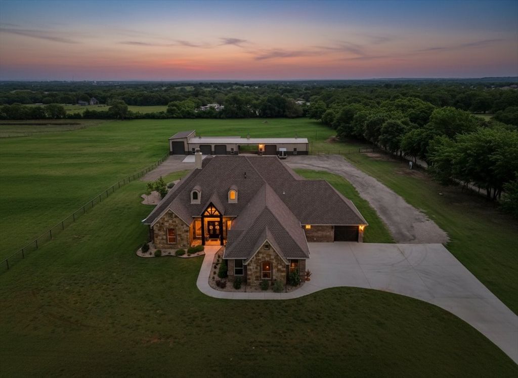 10106 Prather Road, Springtown, TX 76082