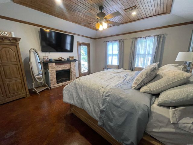 145 Howard Rd., Higden, AR 72067