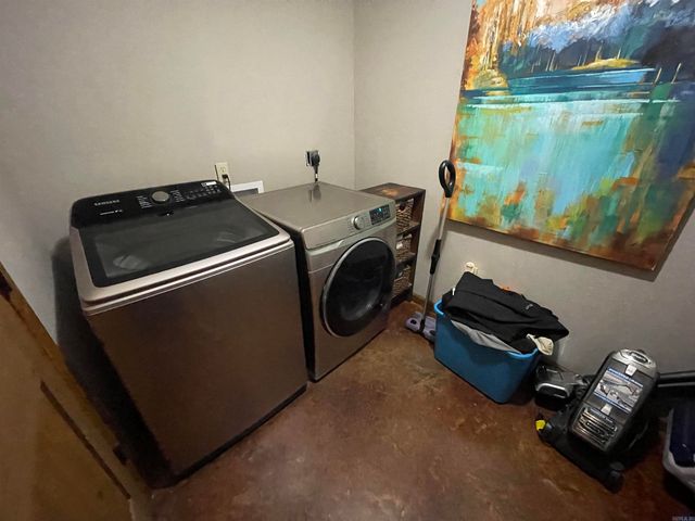 145 Howard Rd., Higden, AR 72067