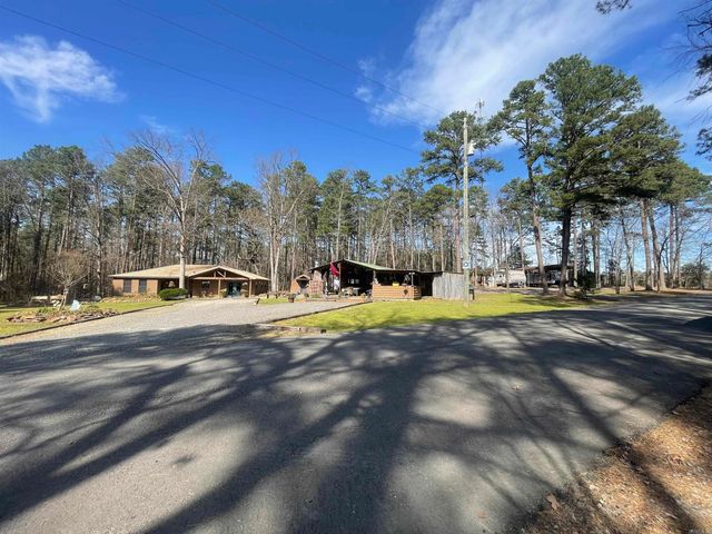 145 Howard Rd., Higden, AR 72067