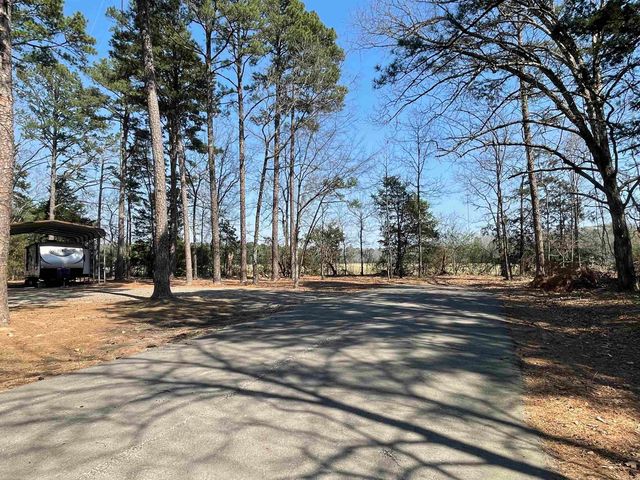 145 Howard Rd., Higden, AR 72067