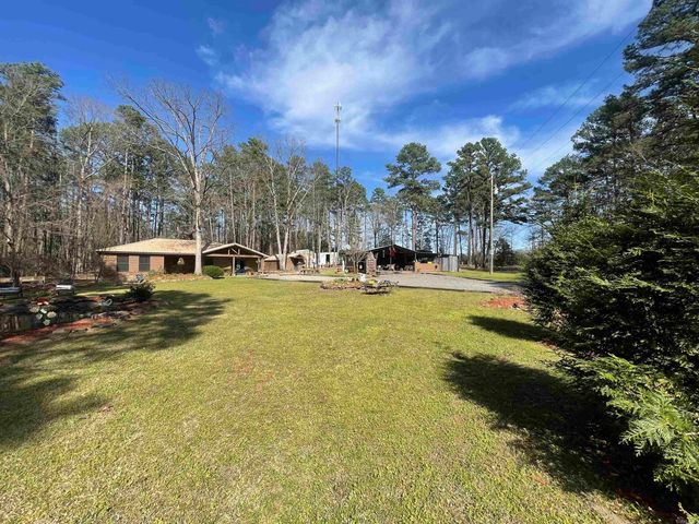 145 Howard Rd., Higden, AR 72067