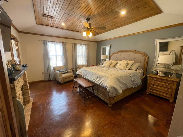 145 Howard Rd., Higden, AR 72067