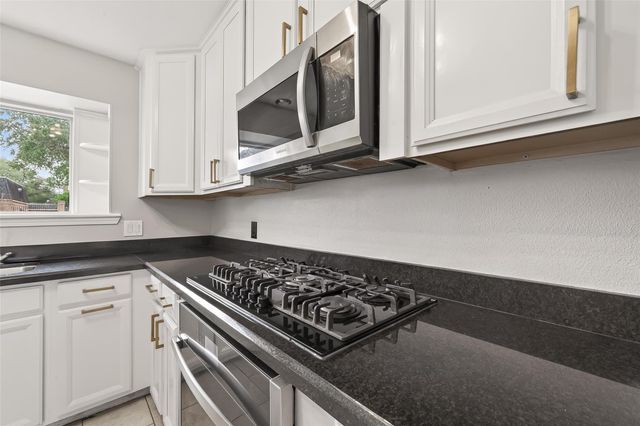 707 Montclair Boulevard, Sugar Land, TX 77478