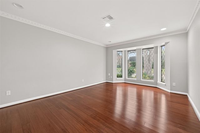 707 Montclair Boulevard, Sugar Land, TX 77478