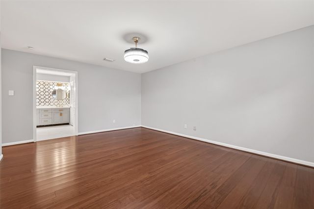 707 Montclair Boulevard, Sugar Land, TX 77478