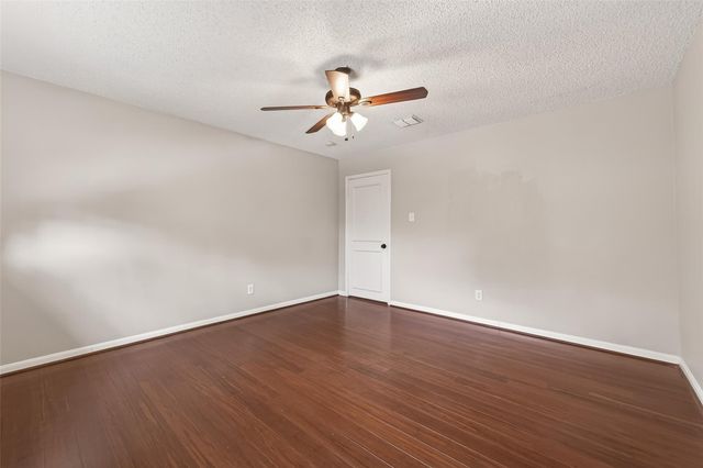 707 Montclair Boulevard, Sugar Land, TX 77478