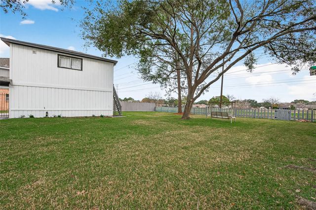 707 Montclair Boulevard, Sugar Land, TX 77478