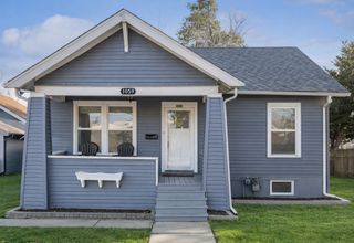 1059 Larkin Avenue, Elgin, IL 60123