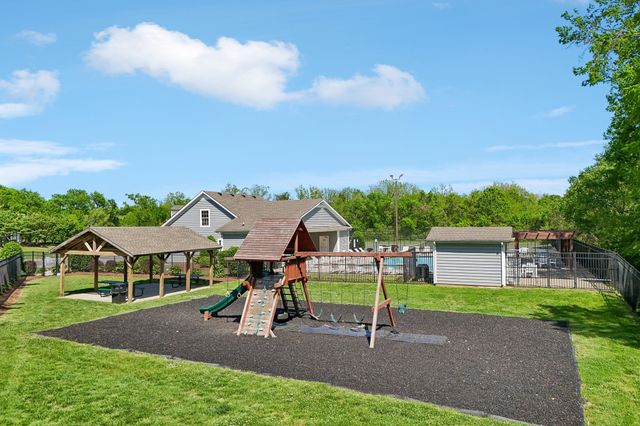 1012 McKenna Drive, Thompsons Station, TN 37179
