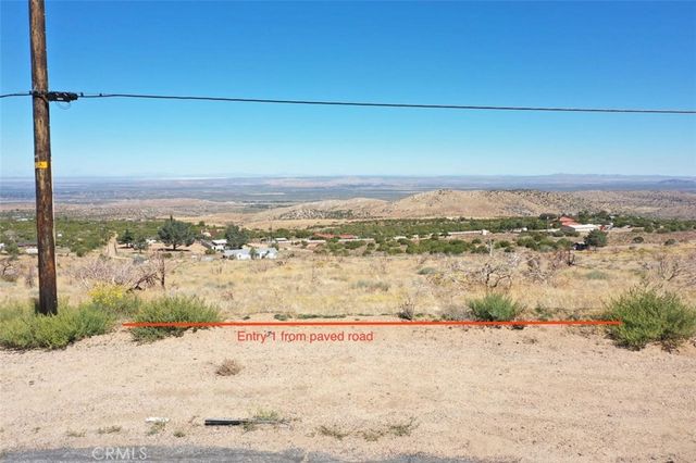 113 Juniper Hills Rd., Juniper Hills, CA 93543