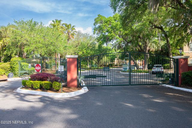 120 VERACRUZ Drive, 813, Ponte Vedra Beach, FL 32082