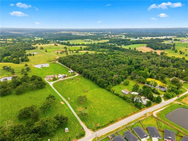 8407 Ivans Street, Decatur, AR 72722