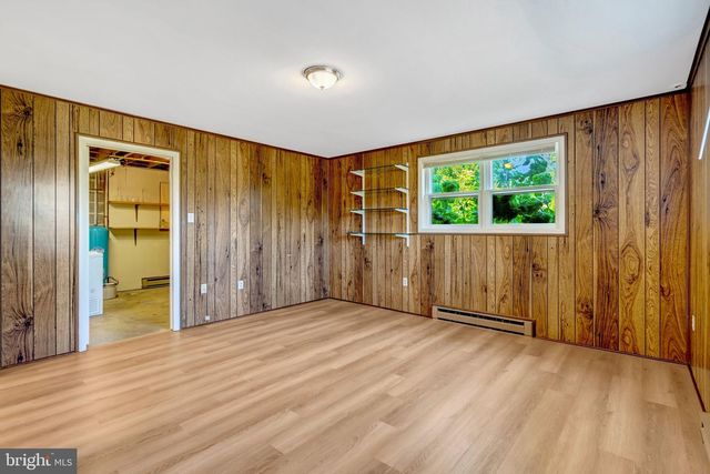 4570 LAWNVALE DR, Gainesville, VA 20155
