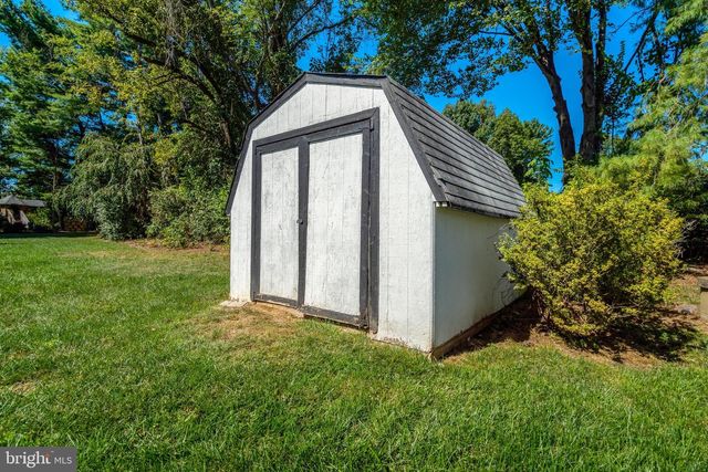 4570 LAWNVALE DR, Gainesville, VA 20155