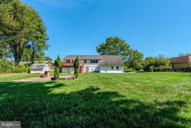 4570 LAWNVALE DR, Gainesville, VA 20155