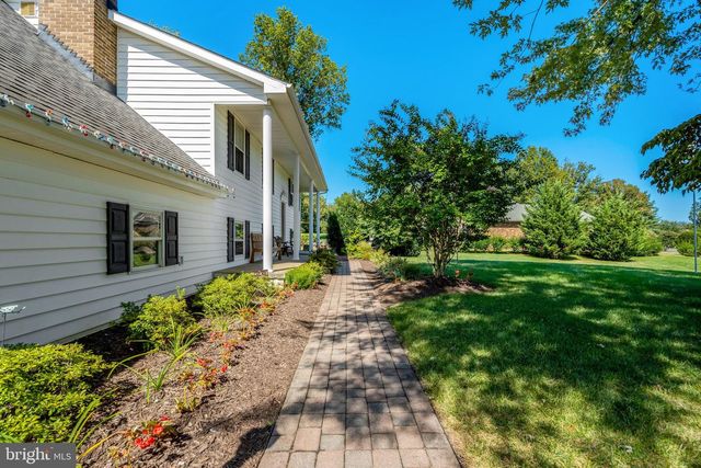 4570 LAWNVALE DR, Gainesville, VA 20155